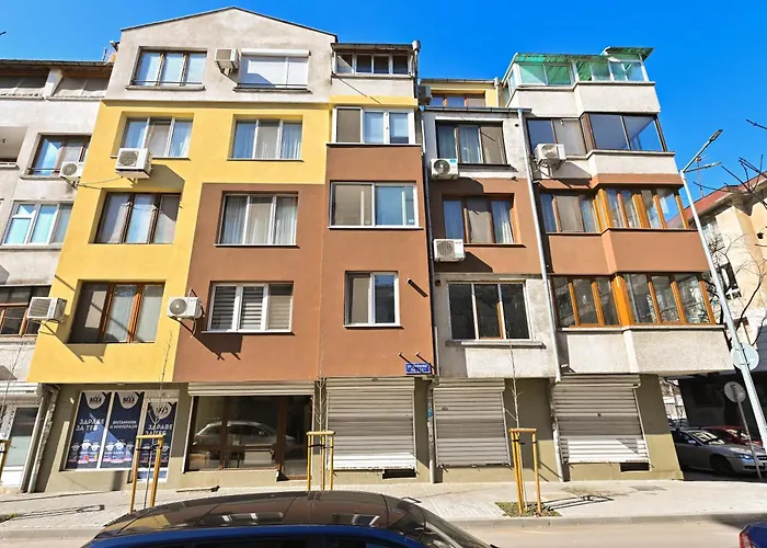 Eli Apartment